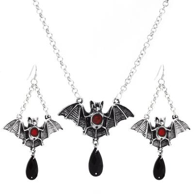 China FASHIONABLE Goth Leather Chandelier Punk Bat Dangle Teens Accessories Gir Women Costume Drop Earrings Choker Necklace Jewelry Pendant Set for sale