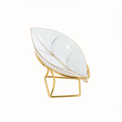 China Contemporary Ceramic Soap Dish Metal Drain Rack Soap Box Holder Leaf Shape Soap Rack for sale