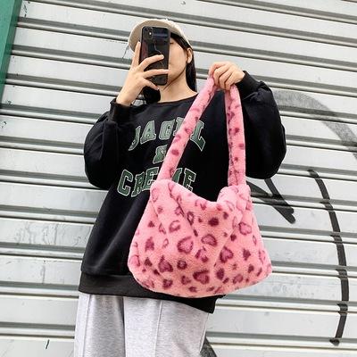 China OEM High Quality Women's Fashion Handbag Girls' Fluffy Shoulder Bag With Leopard Pattern Plush Handbag Wallet Tote Bag For Winter for sale