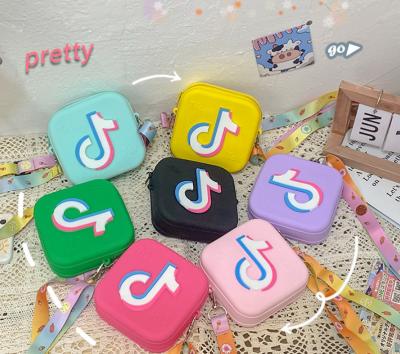 China Fashion Mini Kid Purses TikTok Princess Purse Girls Boys Novelty Wallets Adjustable Shoulder Cross - Body Purses Kids Pinch Toy Gifts for sale