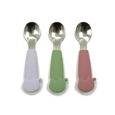 China Customized  Pantone Color Silicone Feeding Spoon Kids Tableware Flatware for sale