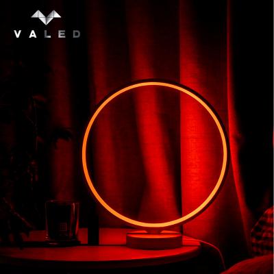 China Amazon Hot Sale Modern Design Christmas Gifts Modern Design Color Changing Remote Control LED Table Lamp for sale