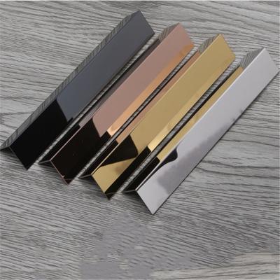 China Modern ASTM 304 L Corner Shape Ceramic Stainless Steel Bathroom Pencil Tile Trim for sale