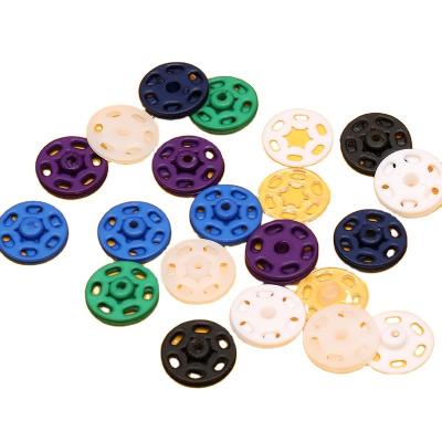 China Dry Cleaning Color Fastener Factory Wholesale Nylon Plastic Sewing Snap Button Cheap Kids Button Size Optional Light Snap Button for sale