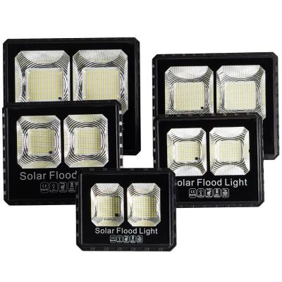 China Garden Factory Wholesale Price Led Ip67 Reflector System 25W 40W 60W 100W 200W Outdoor Solar Powered Solar Flood Light for sale