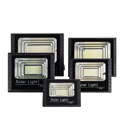 China Garden IP 67 All Wattage 25W 40W 60 100W 200W Plastic Solar Powered Flood Light Outdoor Led Spot Light for sale