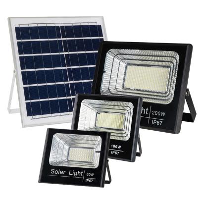 China IP 67 Outdoor Garden Aluminum Rechargeable 6500k Led Solar Power Led Flood Lights All Wattage 25w 40w 60w 100w 200w for sale