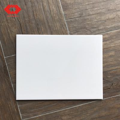 China Glossy White Plain Glazed Metallic Tiles 200x250 20x25 200x250mm 20x25cm 8x10 8x10'inch 8