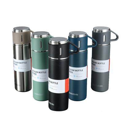 China New creative PORTABLE vacuum mug set 500ml 304 stainless steel thermos business gift water bottle mug for sale