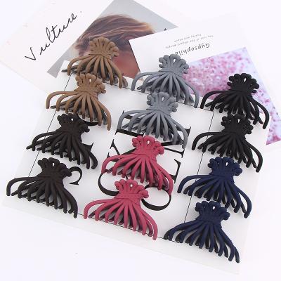 China Fashion new European style multi-clamp bath tray hair plastic simple hair claw girl fashion hair claw for sale