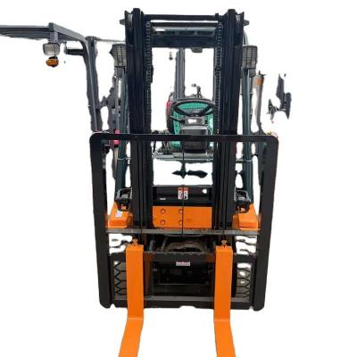 China 2012 Used Petrol Forklift Truck Lifting 3 Ton in UAE with Sidesway and 4-wheel Drive for sale