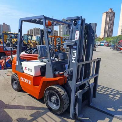 China Clean and Powerful 2.5 Ton Diesel Forklift Truck for Cargo Transportation on Farms for sale