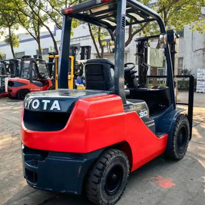 China 3 Ton Manual Diesel Toyota Forklifts with Original Color and 3m Min. Lifting Height for sale