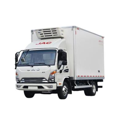 中国 Cummins Used Refrigerated Truck Boxes for Frozen Meat and Chicken Vegetable Transport 販売のため