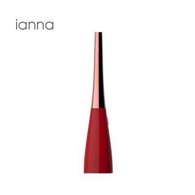 China Ianna PC12 USB Rechargeable Natural Electronic Eyelash Curler Passionate Eyelash Curler With Comb Design for sale