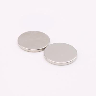 China Industrial Neodymium Disc Magnet N52 Permanent Magnet Disc Magnet Super Strong Neodymium Magnet Manufacturer for sale