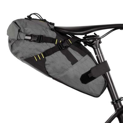 China 2021 New Bike Multifunctional Rear Bags Waterproof Roll Office Logo Outdoor Running Saddle Bag Custom With Taillight Bicycle Seat Bag for sale