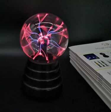 China Decoration Plasma Ball Lamp Light Sphere Globe Novelty Toy - USB or Battery Operated for sale