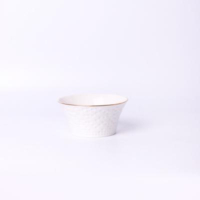 China Sustainable Wholesale White Sauce Dessert Dish Porcelain Small Dish Sustainable Ceramic Shallow Round Dish for sale