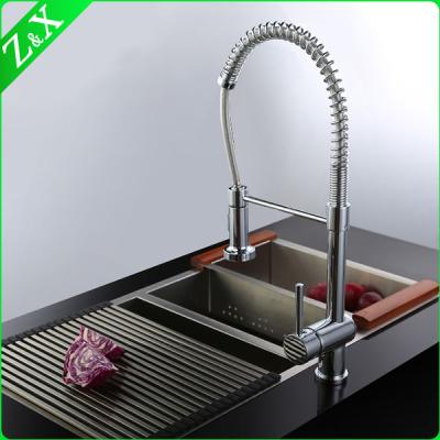 China Contemporary Brass Kitchen Vanity Sink Vessel Faucet With Pull Out Sprayer Kitchen Mixer for sale