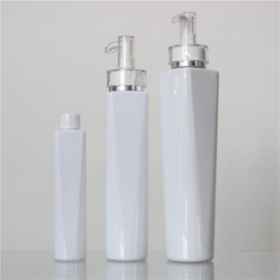 China Kosmetische Fles van het luxe de Witte HUISDIER, Kosmetische Pompflessen 120ml 300ml 400ml Te koop