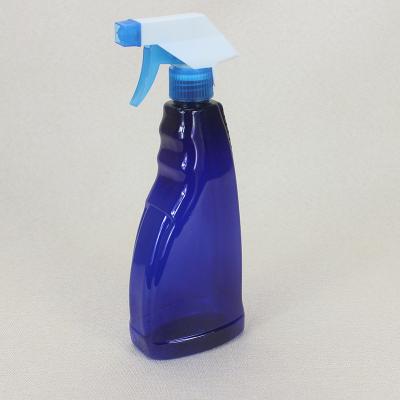 China 500ml Blue Garden PET Plastic Cosmetic Bottles Trigger Sprayer Logo Allowed for sale