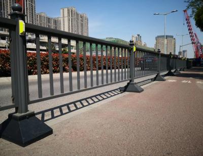 China Corrosion Resistant Municipal Highway Galvanized Zinc Steel Barricade for sale