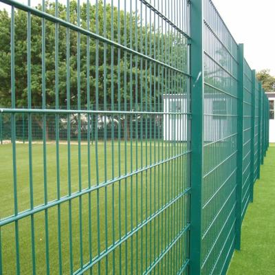 China Easily Assembled Green Wrought Iron Metal Wire Mesh Security Fence Panel Stadium Fence for sale