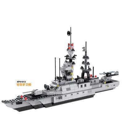 China 2021 NEW Large building toy XIPOO 1090pcs building blocks military educational block set set legoing toys for kids for sale