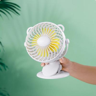 China You Can Clip It On Anywhere Portable Mini Rechargeable Clip Fan , Strong Airflow Kipas Table Fan With Battery Operate for sale