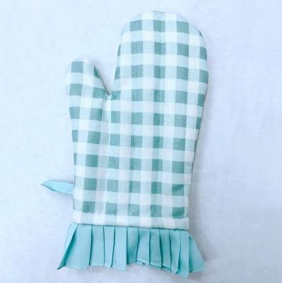 China Printed Plaid Custom Cooking Long Sets of Kitchen Cotton Double Oven Gloves and Pot Holders for sale