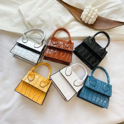 China PU 2021 latest Ladies Mini Handbags Popular Design Purses Cute Small Women Bag for sale