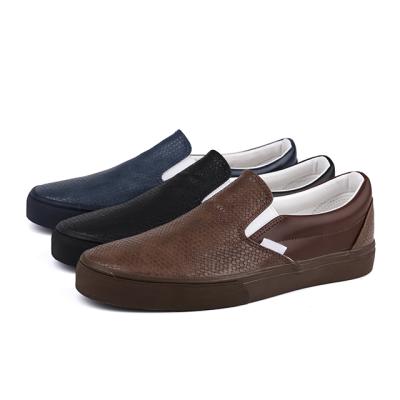 China Fashion Trend Custom Plain PU Leather Slip On Man Skate Shoes Loafers for sale