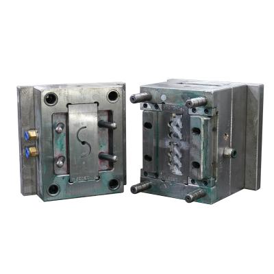 China Sustainable Custom Plastic Injection Mold Silicone Mold High Precision Die Casting Mold for sale