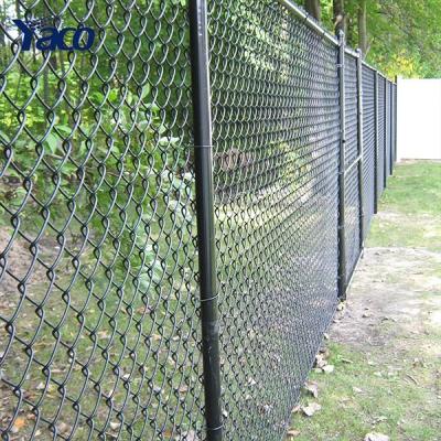 China 9 Gauge 60x60mm Opening Cyclone Wire Fence Green Color Chain Link Mesh Easily Assembled Decorative Fence for sale