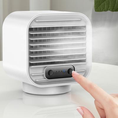 China Promotional Humidification Three Gears Wind Refreshing Small Cooler Fan Spray Desktop Fans for sale