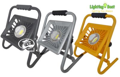 China Neues Flut-Licht Dimmable Entwurfs-hoch helles tragbares wieder aufladbares 50 Watt-LED zu verkaufen