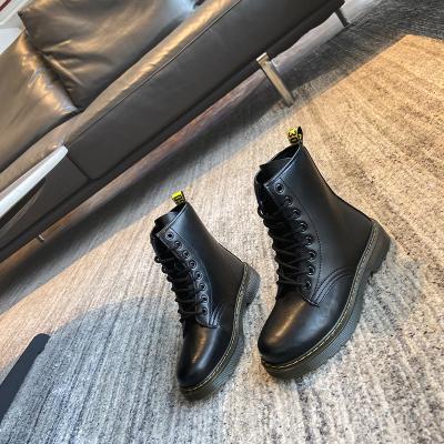 China Fashion \ leather boots comfortable \ durable \ breathable \ lit new women s autumn and winter 2021 cross-heeled strap boots fashion thick short high-heeled boots for sale