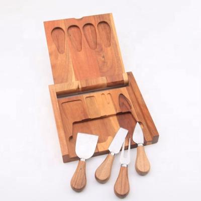 China Sustainable folding cheese board, wooden board with 4 cheese tools for sale