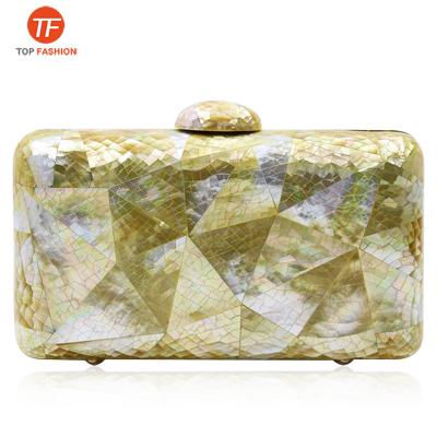 China Luxury Factory Sell 2021 Wholesale Custom High End Rectangle Argyle Pattern Luxury Mother of Pearl Clutch for sale