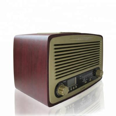 China Wooden clock fm radio antique home decoration USB TF MP3 player FM radio with blue tooth for sale