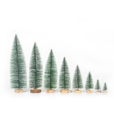 China 2021 Colorful Christmas Photo Prop Mini Christmas Tree Pine Trees DIY Christamas Home Decoration for Christmas Party Table Decoration New Year Home Decor for sale