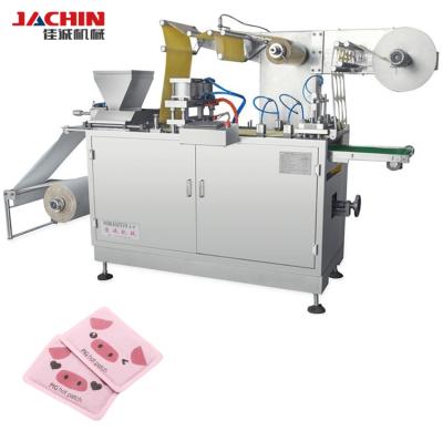 Chine Factory Breathable Non Woven Fabric Wormwood Plaster Heat Patch Forming Machine à vendre