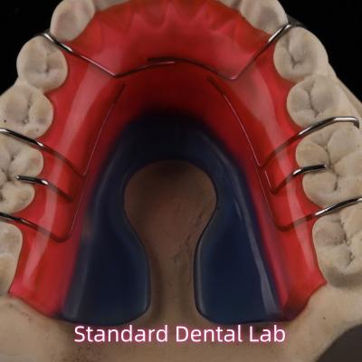 China Entfernbares Zahnorthopädisches Gerät Hawley Retainer zu verkaufen