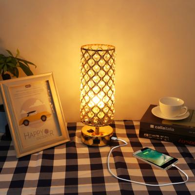 China Modern Popular Luxury Crystal Table Lamps for Home Decoration for sale