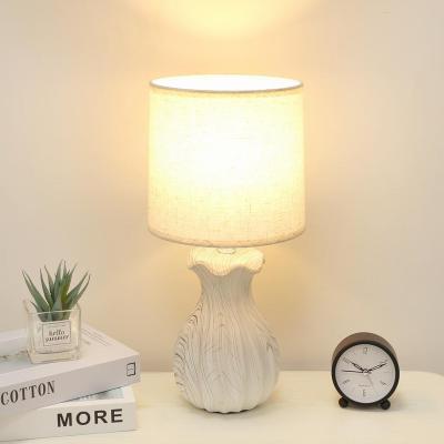 China Modern Hot Sale Small Cream White Ceramic Table Lamps with Fabric Shade for sale