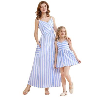 China 2021 Summer Mother's Casual Macthing Girl Dresses Family Set Mom Baby Mom And I Clothes Sleeveless V-Neck Women And Girls Dresses for sale