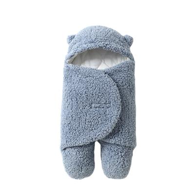 China Viable Baby Wrapping Warm Sleeping Bag Newborn Leg Split Sleeping Bag And Plush Comforter In Autumn And Winter for sale