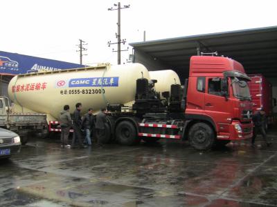 China Warning System Bulk Cement Truck 12 Tires With Reflecting Mark Safety for sale