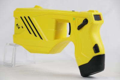 China Versatile Dual Cartridge Yellow Stun Gun For Law Enforcement Officers for sale